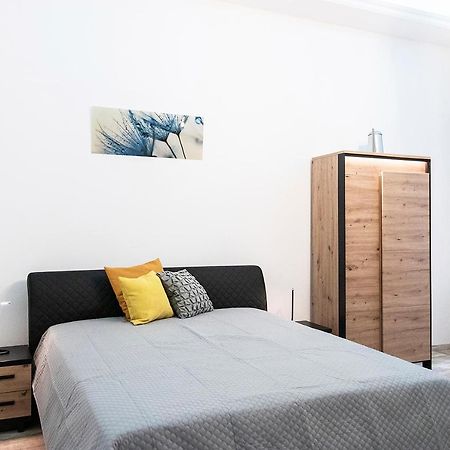 Astoria Tiny Apartment Budapest Ngoại thất bức ảnh