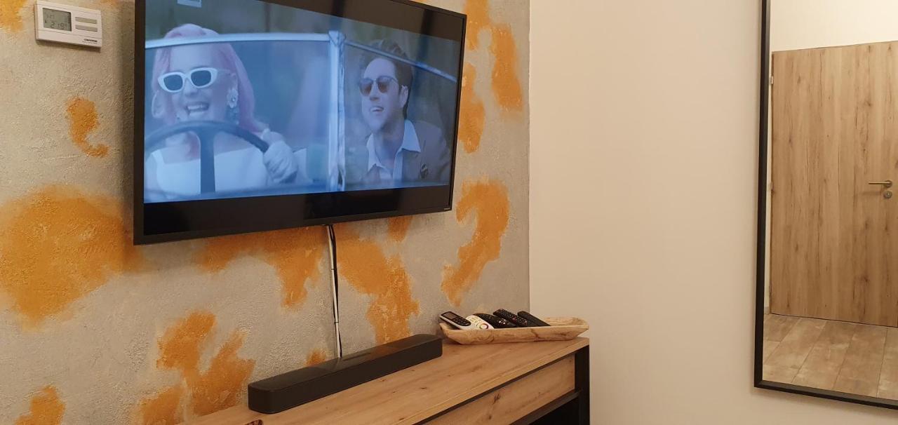 Astoria Tiny Apartment Budapest Ngoại thất bức ảnh